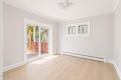 93 Hollywood Avenue Albany NY 12208