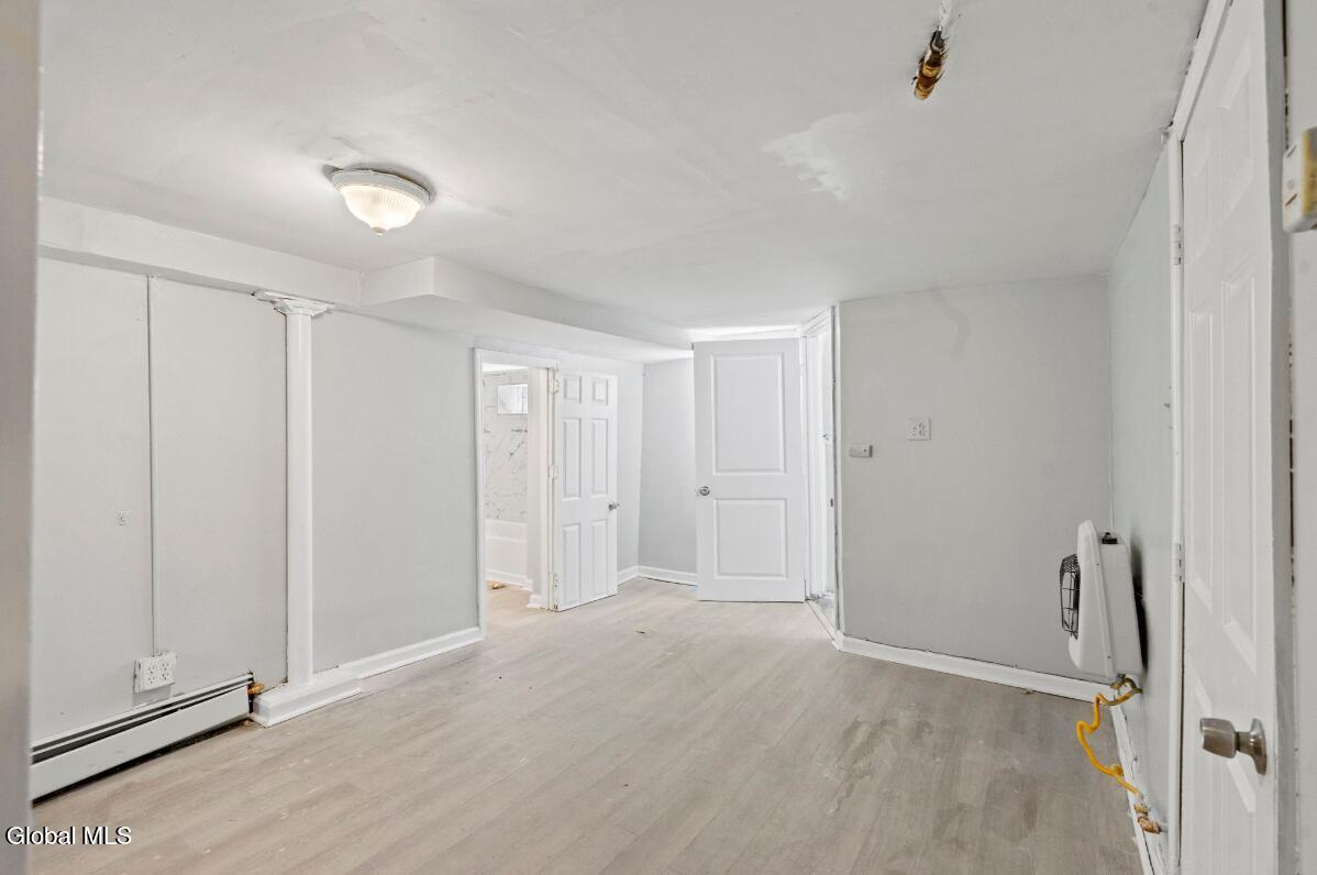93 Hollywood Avenue Albany NY 12208