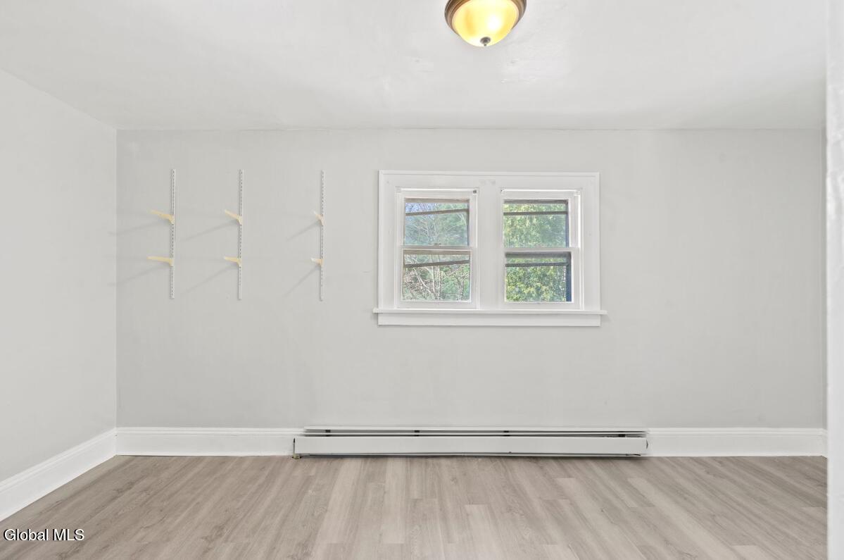 93 Hollywood Avenue Albany NY 12208