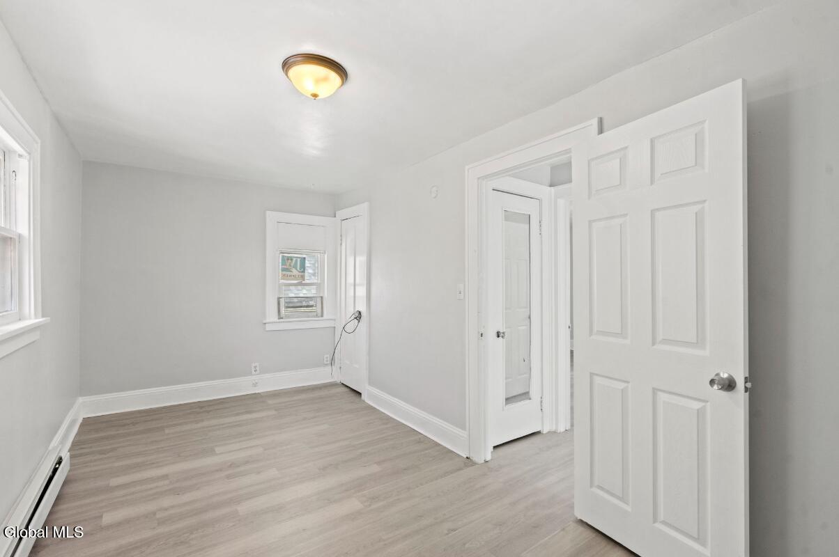 93 Hollywood Avenue Albany NY 12208