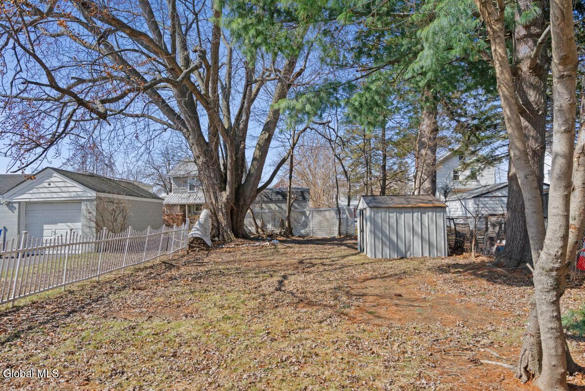 93 Hollywood Avenue Albany NY 12208