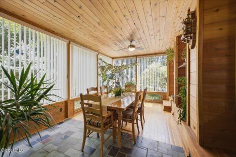 4 Treehouse Lane Queensbury NY 12804