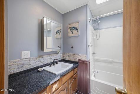 4 Treehouse Lane Queensbury NY 12804