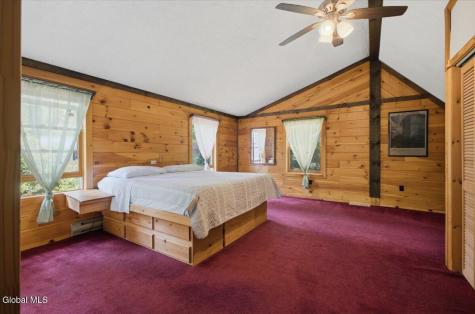 4 Treehouse Lane Queensbury NY 12804