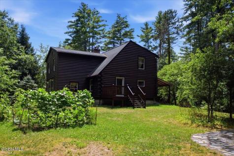 4 Treehouse Lane Queensbury NY 12804