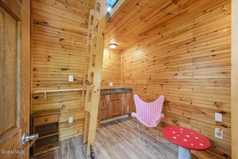 4 Treehouse Lane Queensbury NY 12804