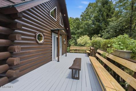 4 Treehouse Lane Queensbury NY 12804