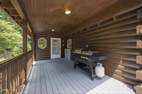 4 Treehouse Lane Queensbury NY 12804