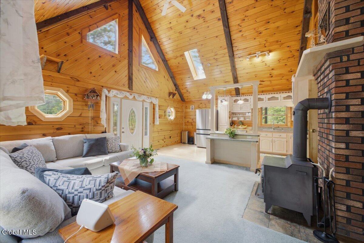 4 Treehouse Lane Queensbury NY 12804
