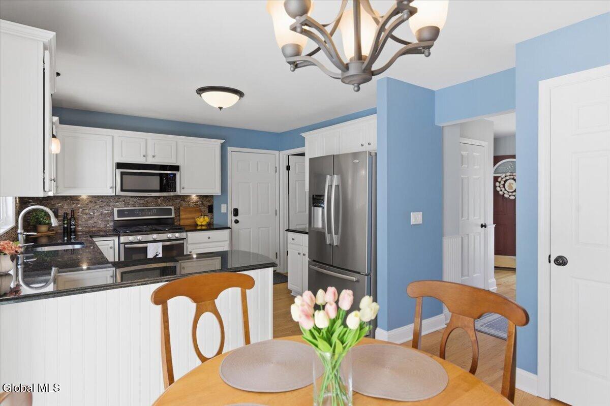 44 Whitney Road Saratoga Springs NY 12866