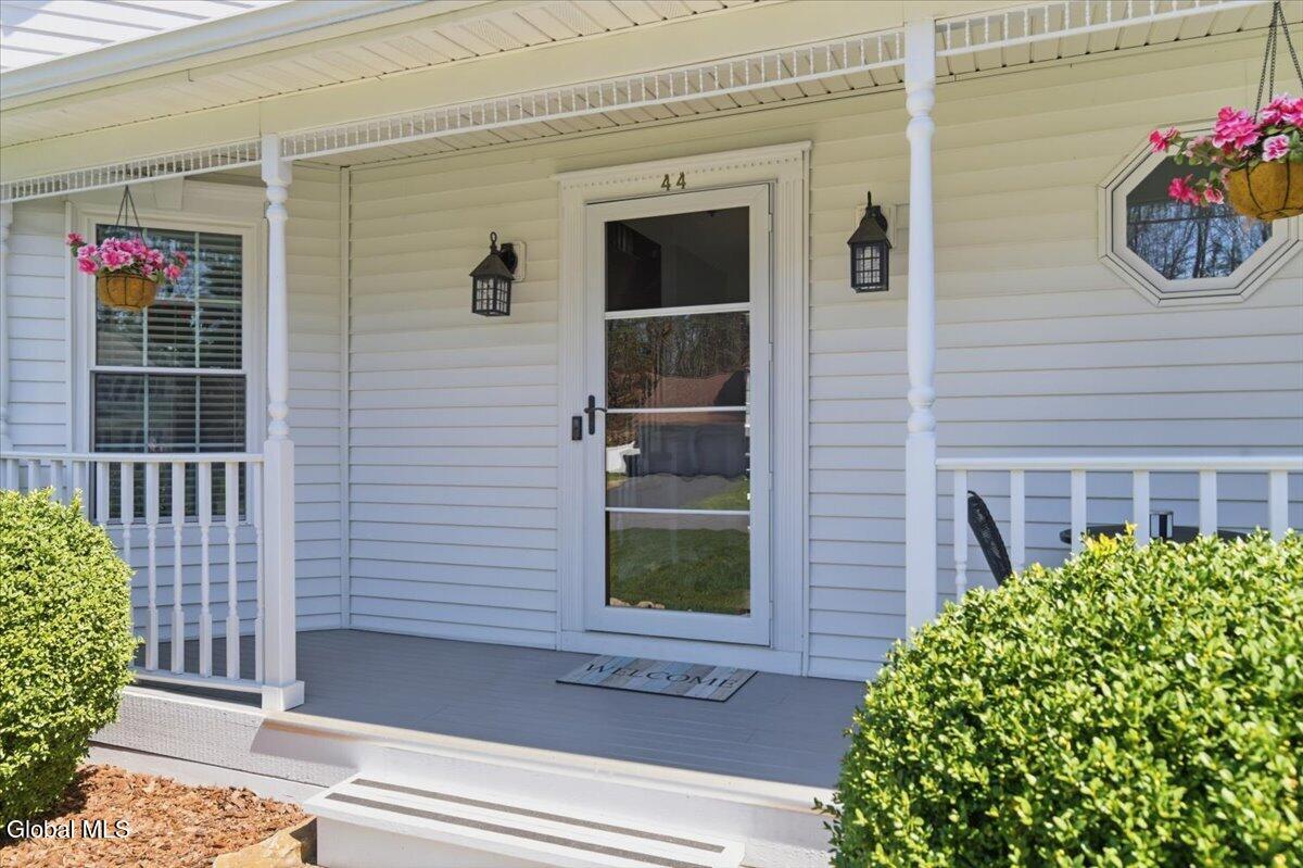 44 Whitney Road Saratoga Springs NY 12866