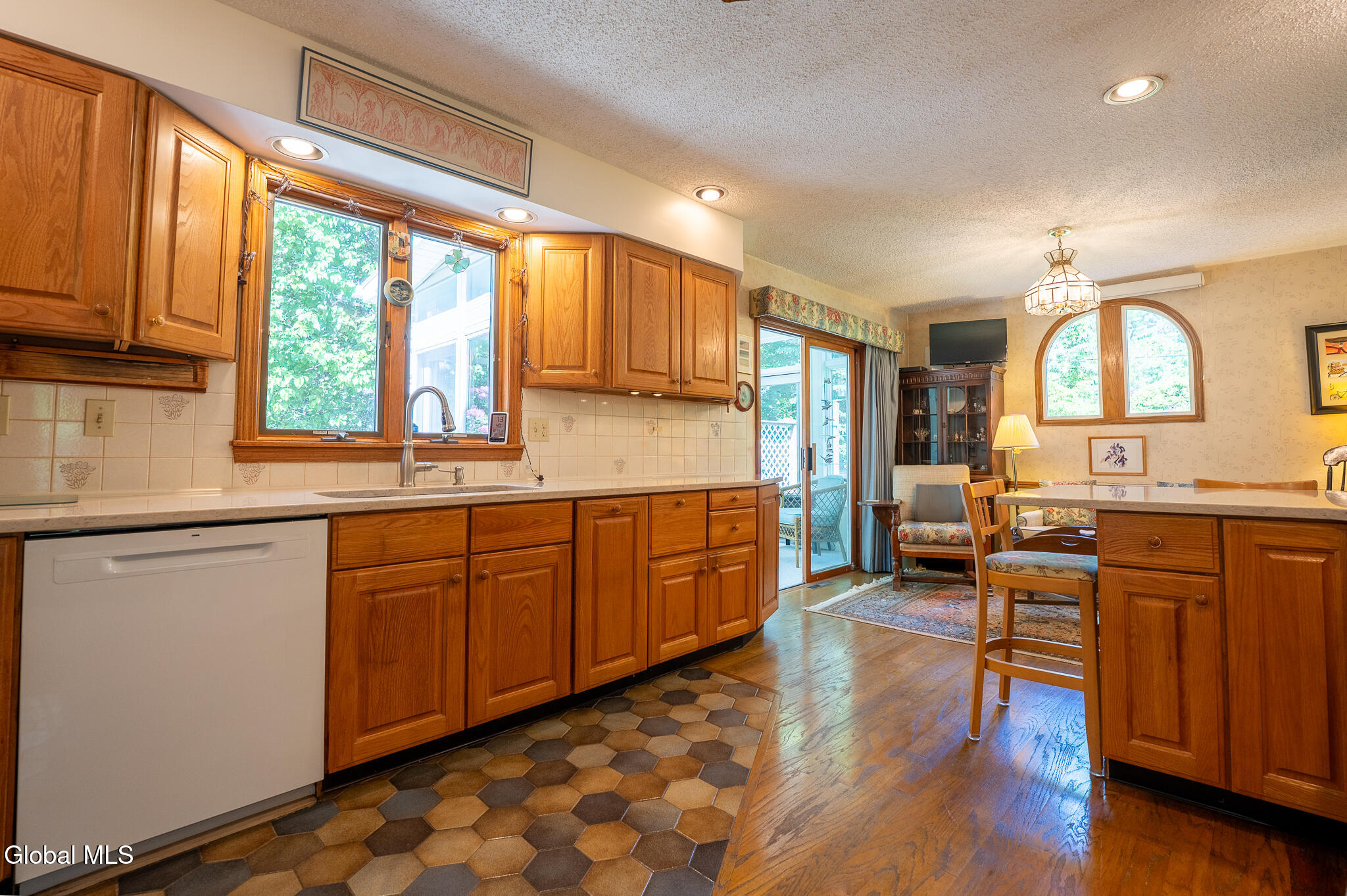 103 Union Avenue Delmar NY 12054