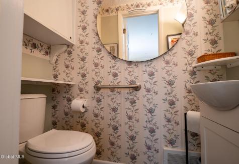 103 Union Avenue Delmar NY 12054