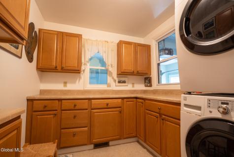 103 Union Avenue Delmar NY 12054