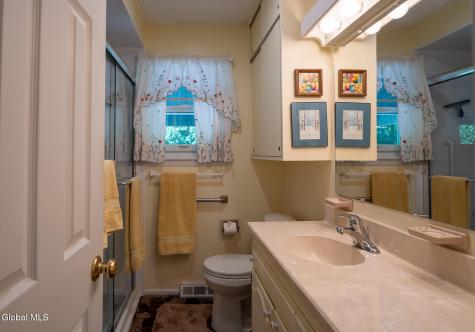 103 Union Avenue Delmar NY 12054