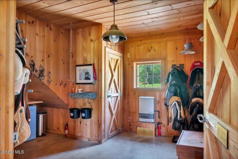 145 Bullock Road Slingerlands NY 12159