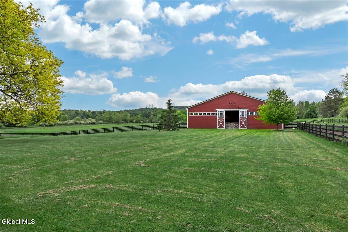 145 Bullock Road Slingerlands NY 12159