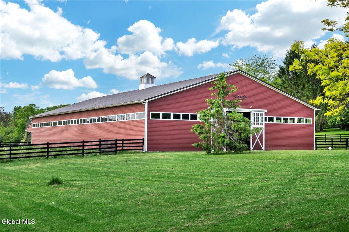 145 Bullock Road Slingerlands NY 12159