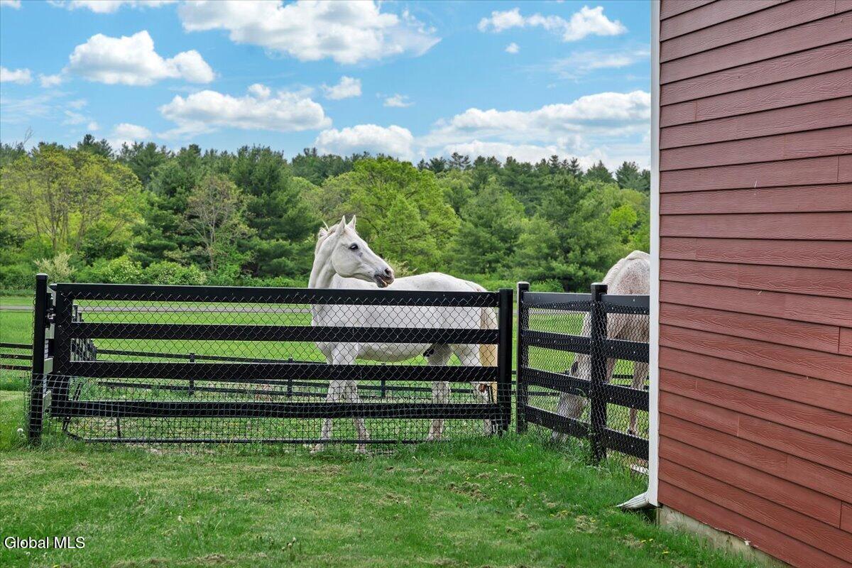 145 Bullock Road Slingerlands NY 12159