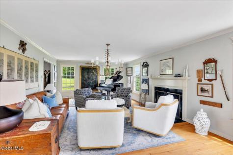 145 Bullock Road Slingerlands NY 12159
