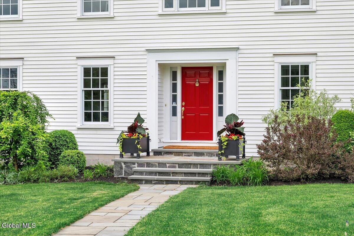 145 Bullock Road Slingerlands NY 12159