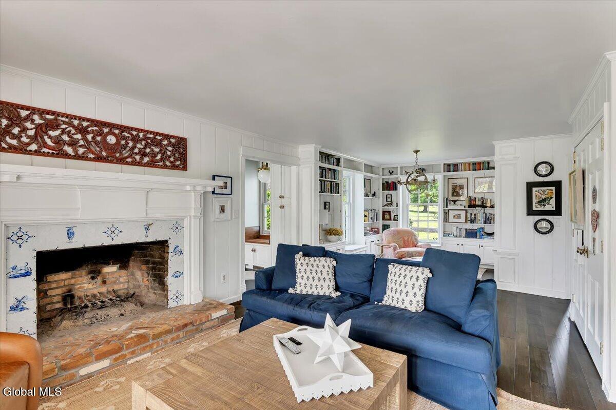 145 Bullock Road Slingerlands NY 12159