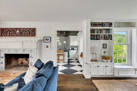 145 Bullock Road Slingerlands NY 12159