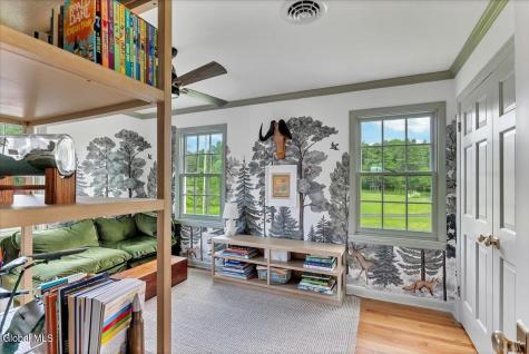 145 Bullock Road Slingerlands NY 12159