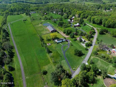 145 Bullock Road Slingerlands NY 12159