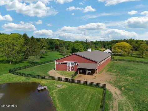 145 Bullock Road Slingerlands NY 12159