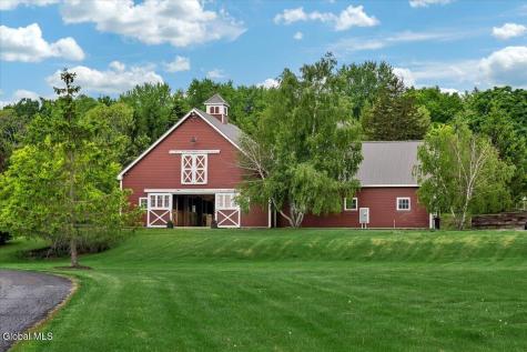145 Bullock Road Slingerlands NY 12159