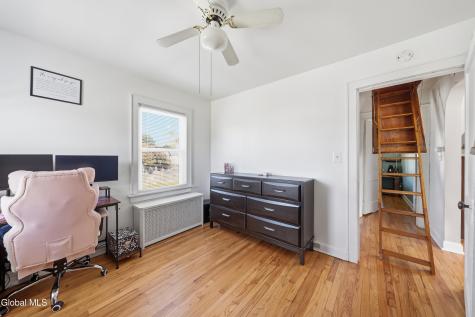 2020 Greenpoint Avenue Schenectady NY 12303