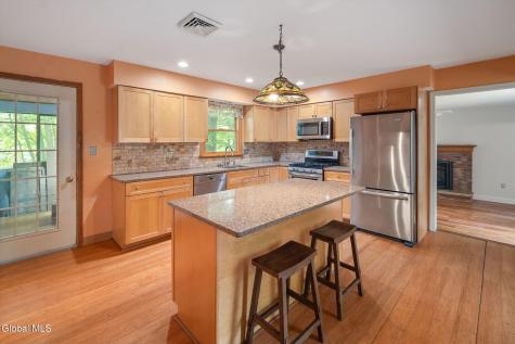 48 Castleberry Drive Gansevoort NY 12831