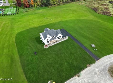 209 Font Grove Slingerlands NY 12159