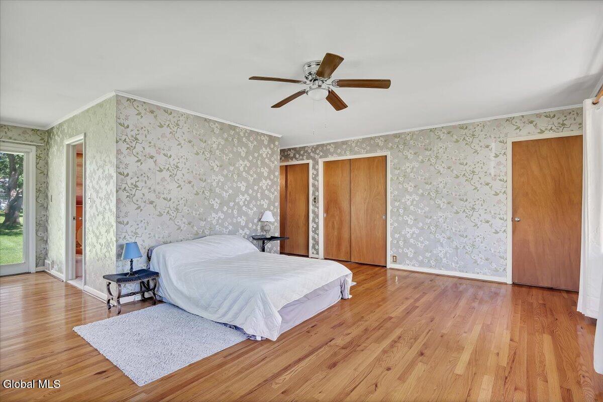 10 Eastland Avenue Gloversville NY 12078