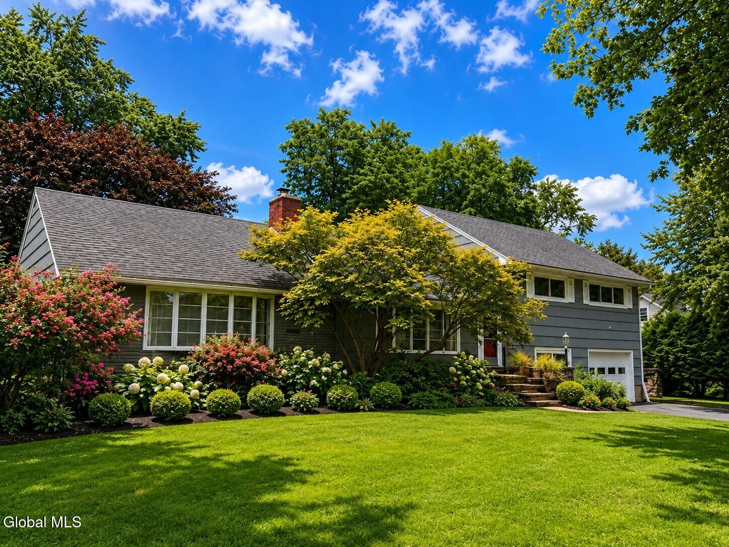 10 Eastland Avenue Gloversville NY 12078