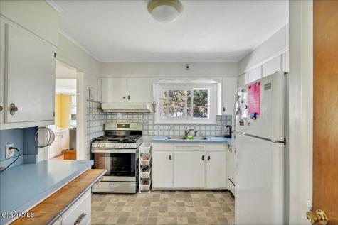 10 Eastland Avenue Gloversville NY 12078