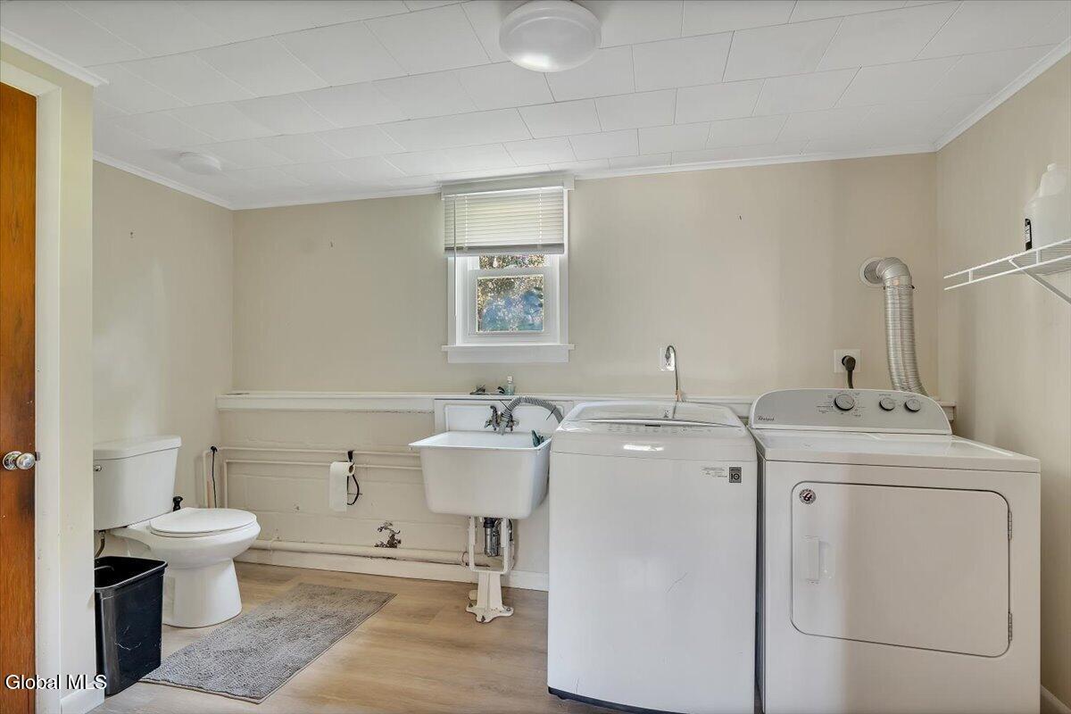 10 Eastland Avenue Gloversville NY 12078