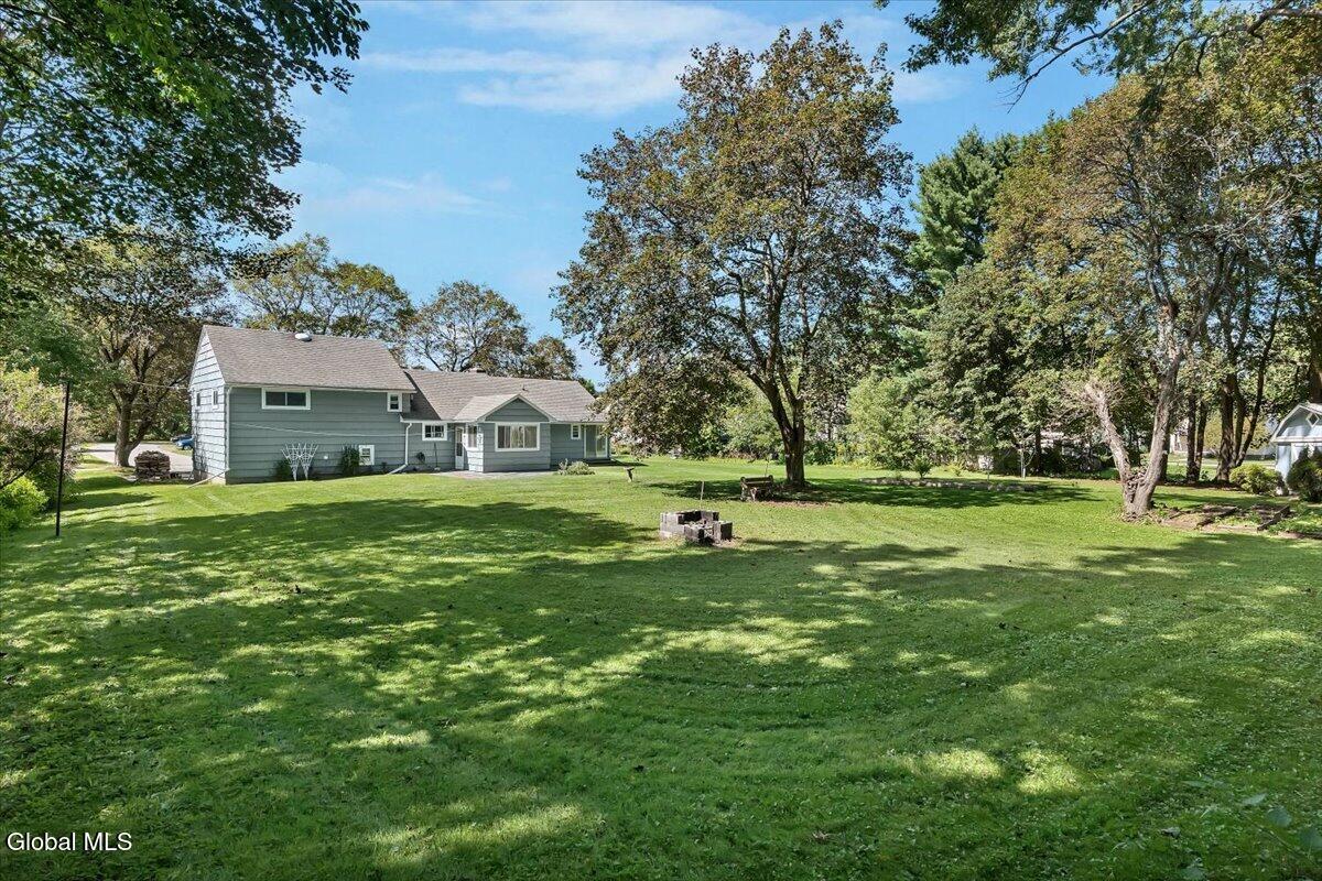 10 Eastland Avenue Gloversville NY 12078
