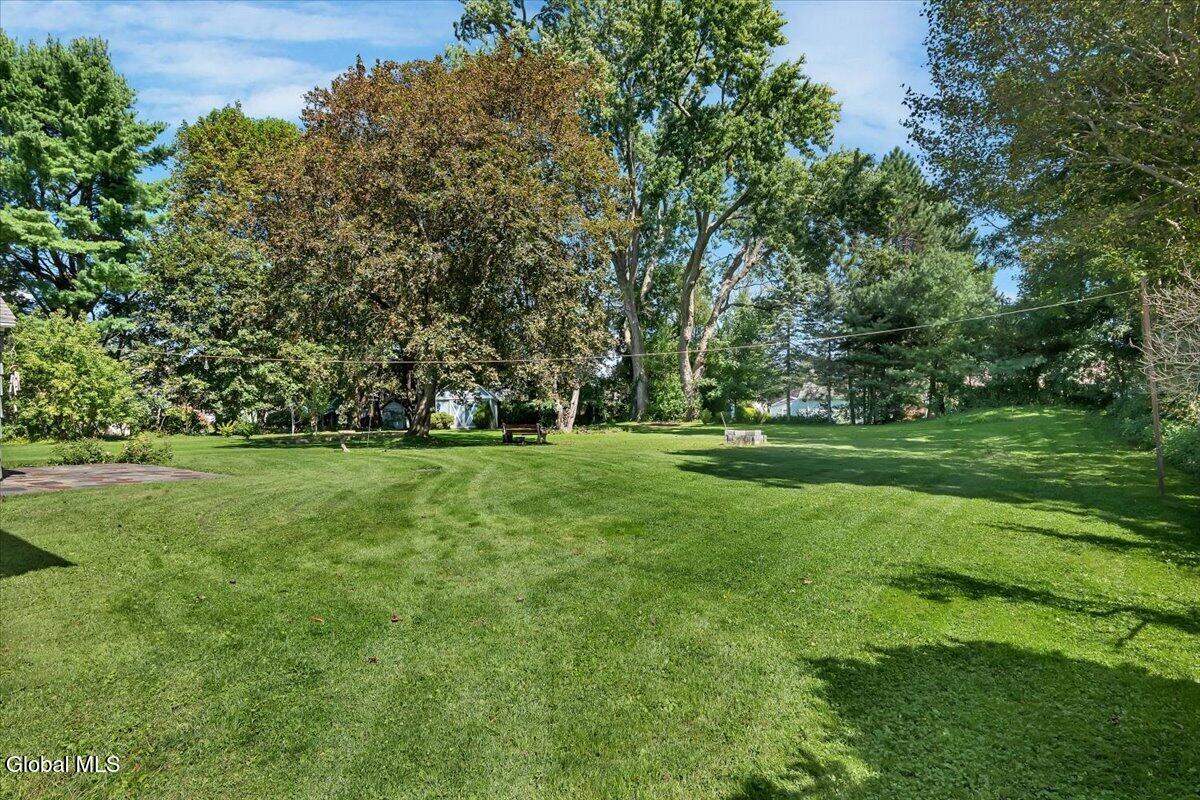 10 Eastland Avenue Gloversville NY 12078