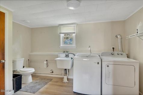 10 Eastland Avenue Gloversville NY 12078
