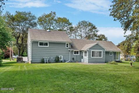 10 Eastland Avenue Gloversville NY 12078