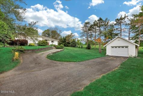 14 Nys Route 423 Stillwater NY 12170