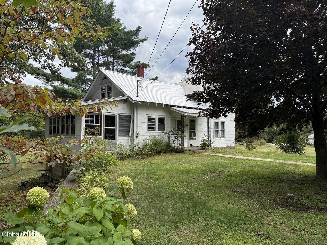 1684 Us-9 Schroon Lake NY 12870