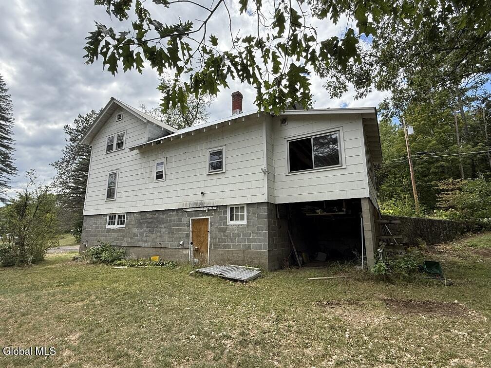 1684 Us-9 Schroon Lake NY 12870