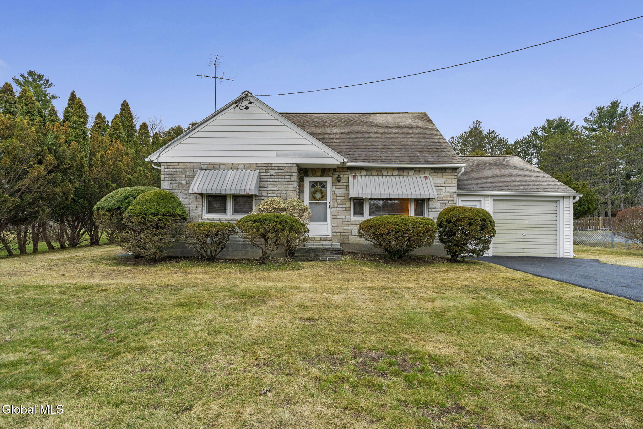 1021 Dunnsville Road Rotterdam NY 12306