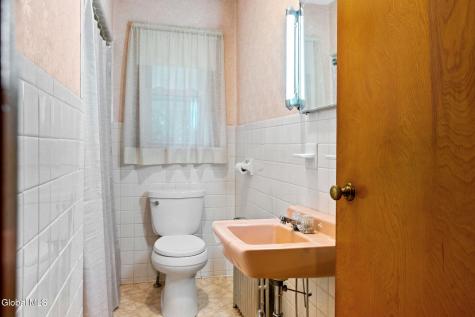 1021 Dunnsville Road Rotterdam NY 12306