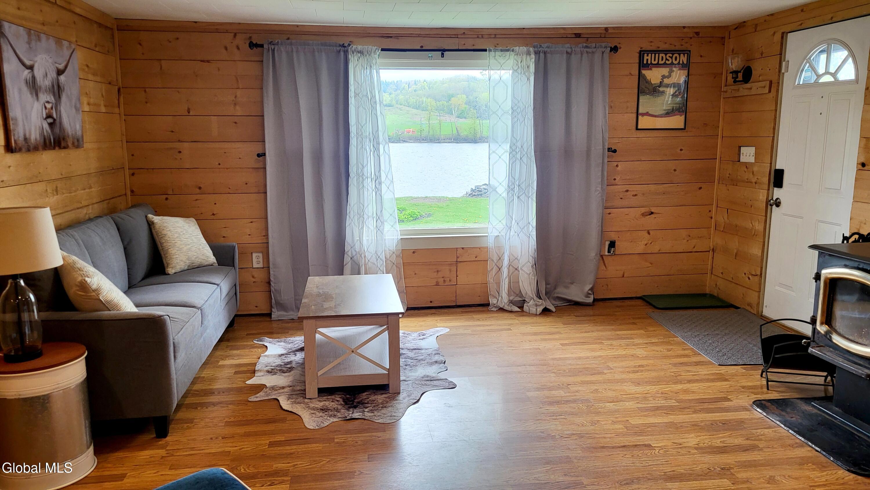 51 Ferry Lane Stillwater NY 12170