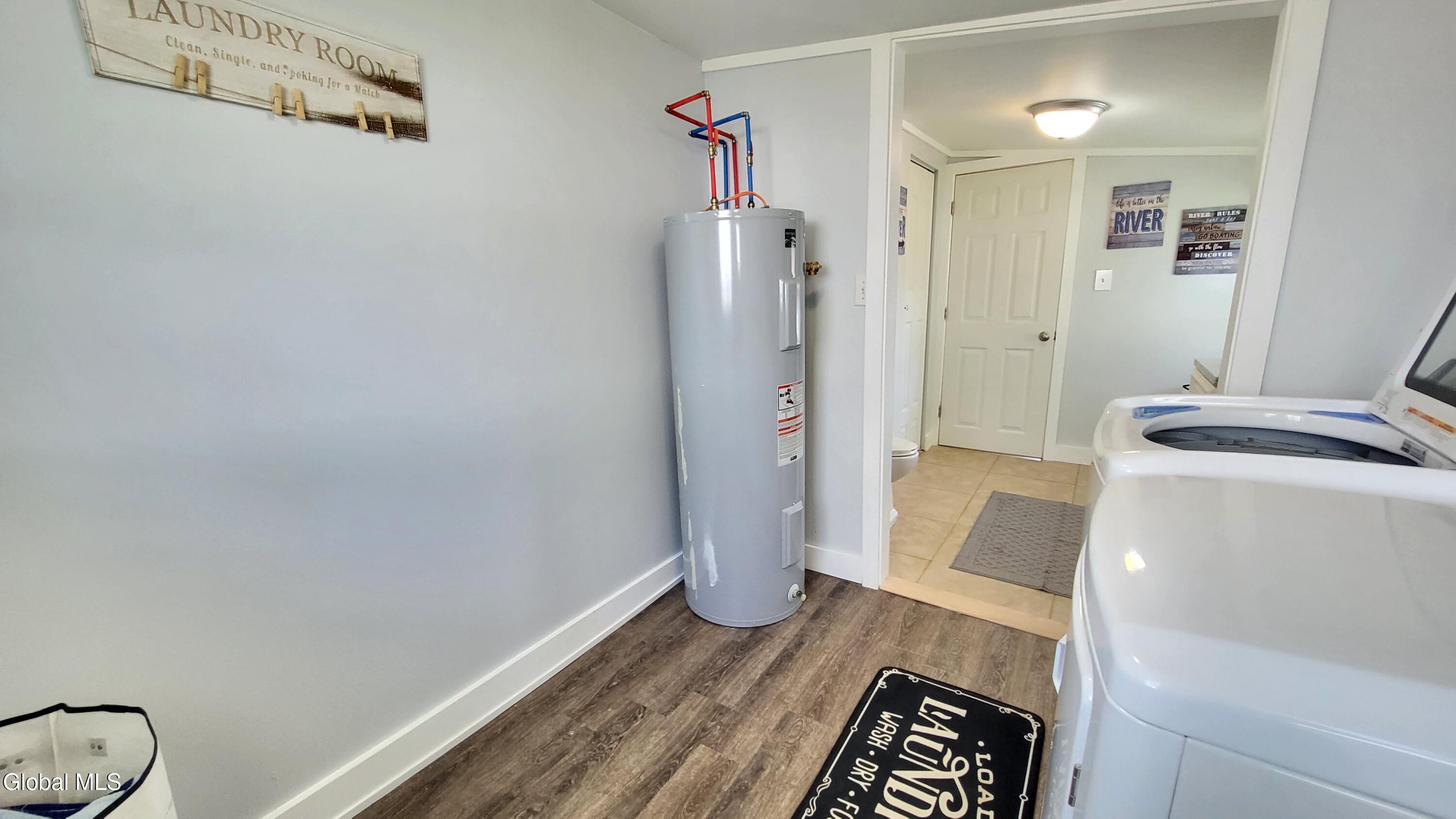 51 Ferry Lane Stillwater NY 12170