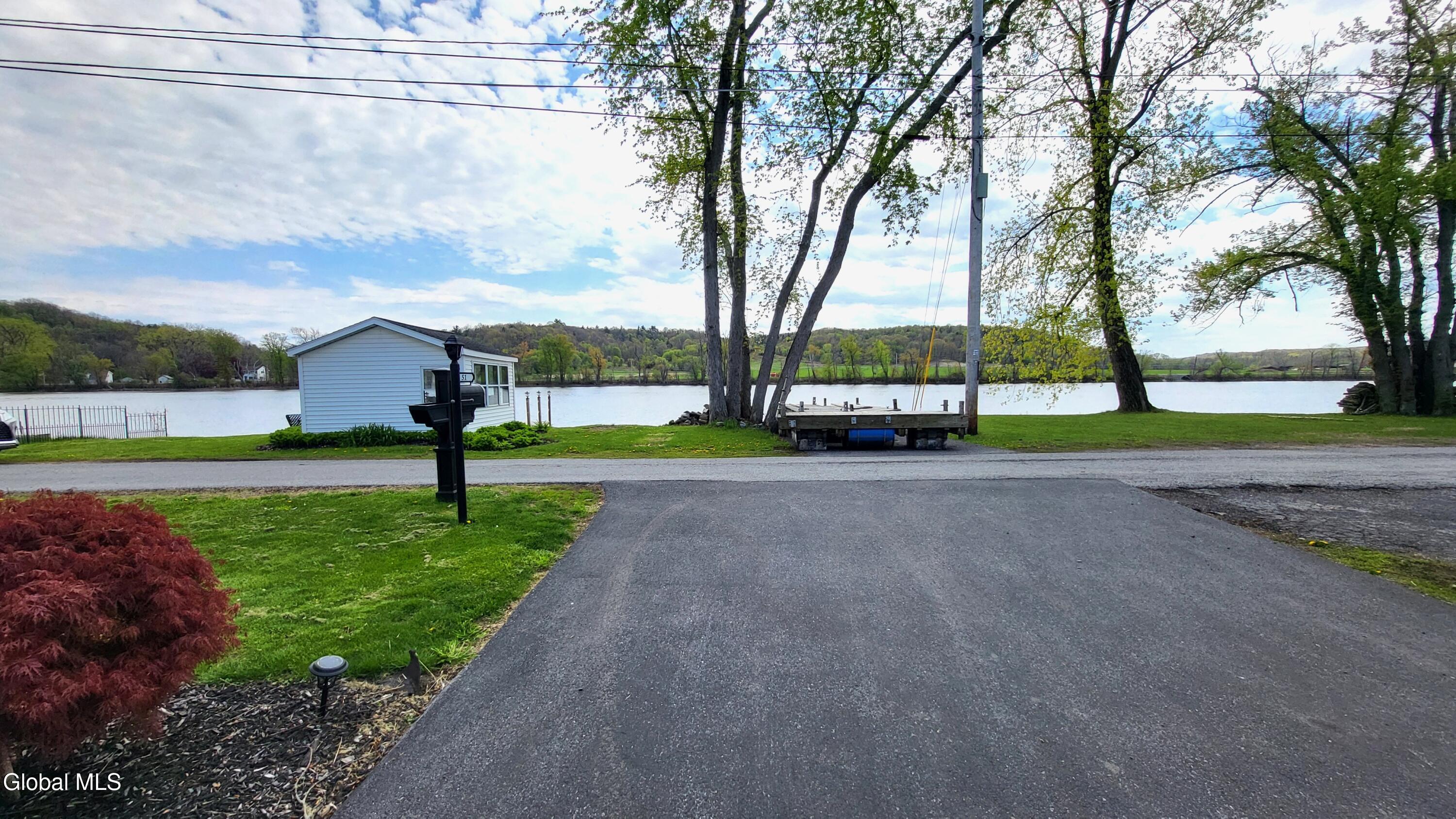 51 Ferry Lane Stillwater NY 12170
